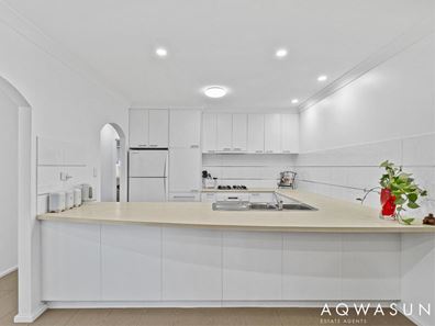 9 Reilly Street, Singleton WA 6175