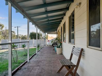 2 Flux Way, Byford WA 6122