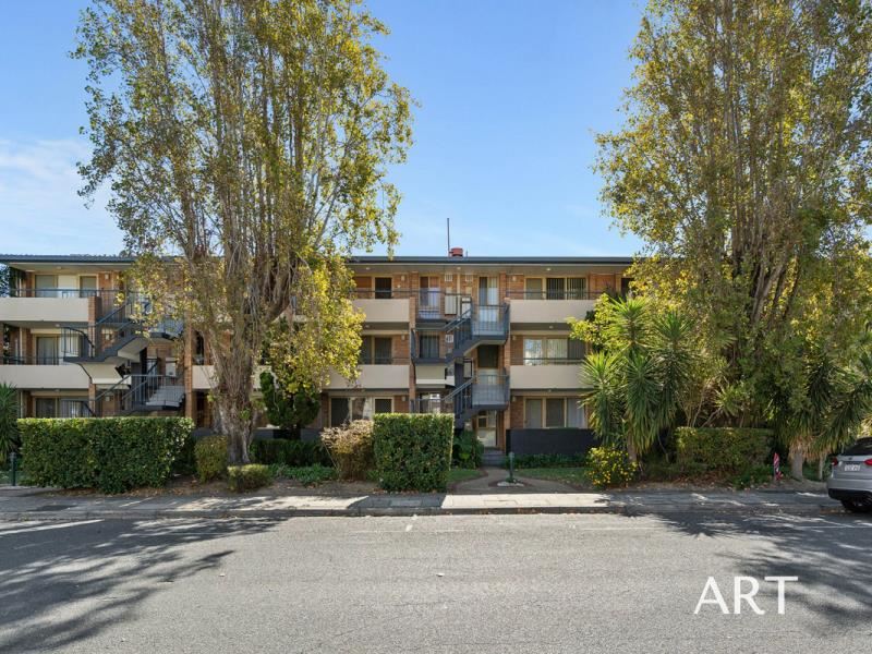 3/2 Stirling Street, South Perth WA 6151
