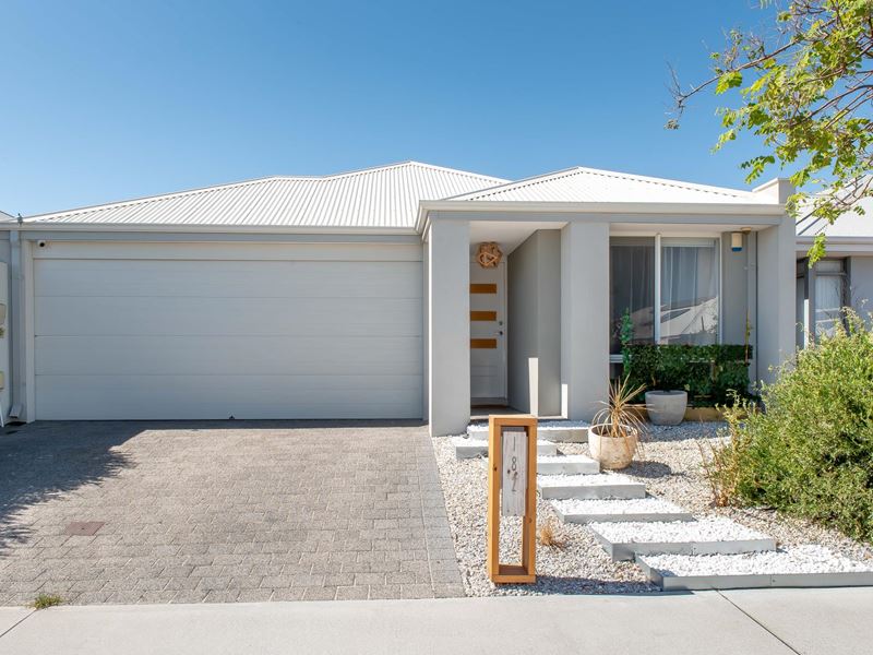 182 Hawksbill Drive, Alkimos WA 6038