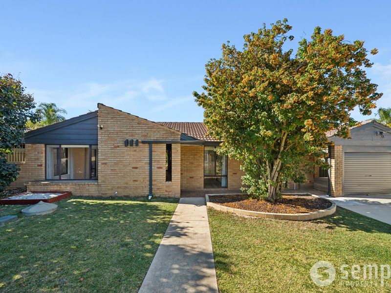 2 Little Rush Close, South Lake WA 6164