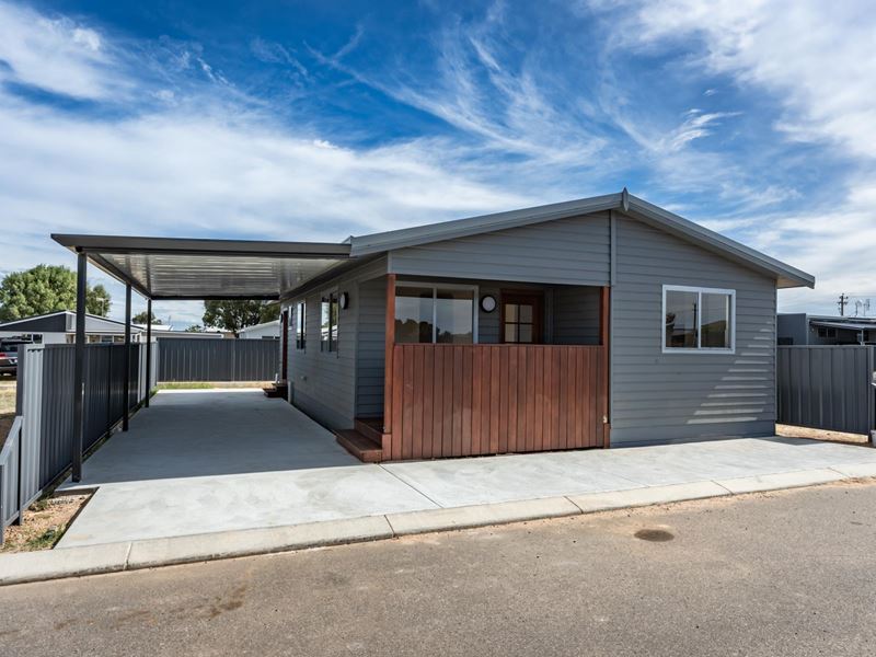 10/4 Bosley Street, Sunset Beach WA 6530