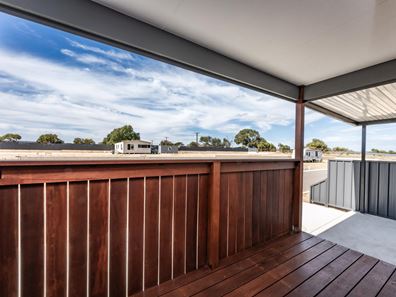 10/4 Bosley Street, Sunset Beach WA 6530
