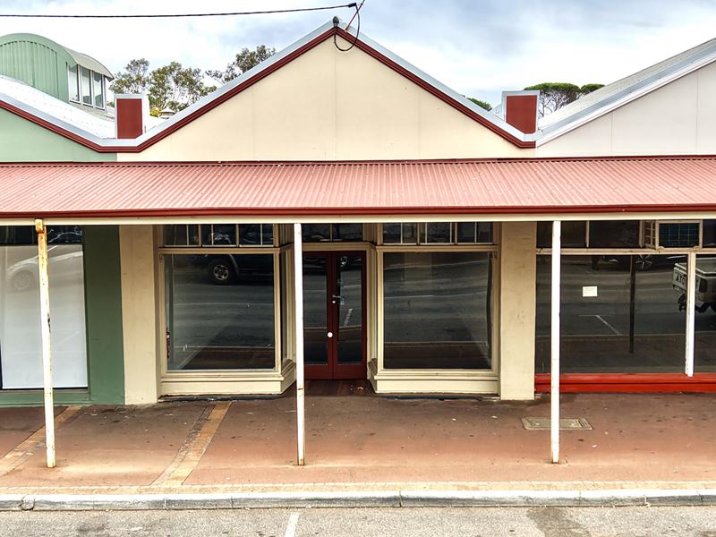 74 Fitzgerald  Street East, Northam WA 6401