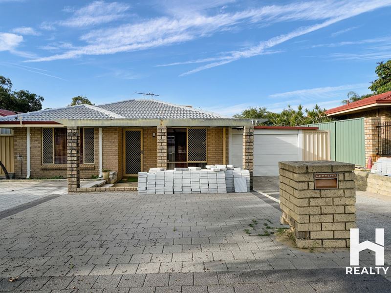17 Oakleaf Circle, Mirrabooka