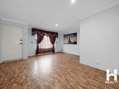 17 Oakleaf Circle, Mirrabooka WA 6061