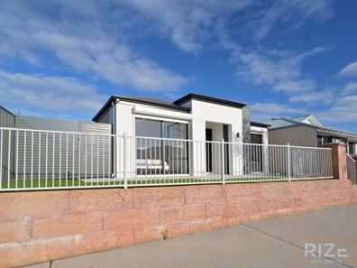 304 Grandis Boulevard, Banksia Grove WA 6031