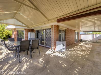 2A Violet Street, Middle Swan WA 6056