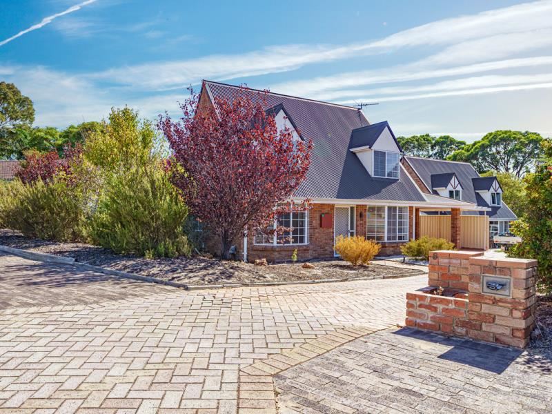 8A Dillon Glade, Joondalup
