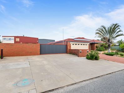12 Carpenteria Crescent, Kenwick WA 6107