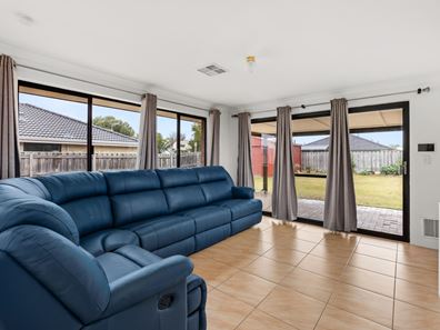 103 Macquarie Drive, Australind WA 6233