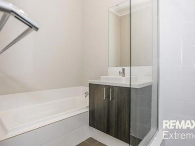 77 Redington Drive, Butler WA 6036