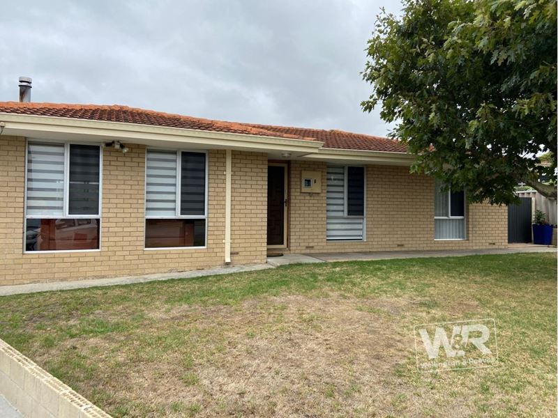 6 Oak Street, Mckail