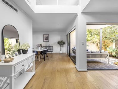 14A Shaw Place, Innaloo WA 6018