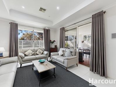2 Bittern Court, Stirling WA 6021