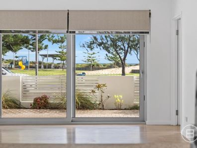 5/150 Boardwalk Boulevard, Halls Head WA 6210