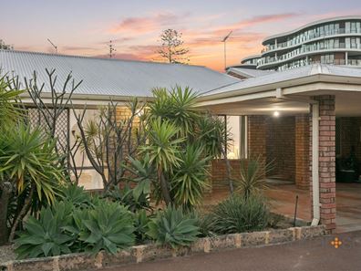 Unit 3/10 Southbourne Street, Scarborough WA 6019