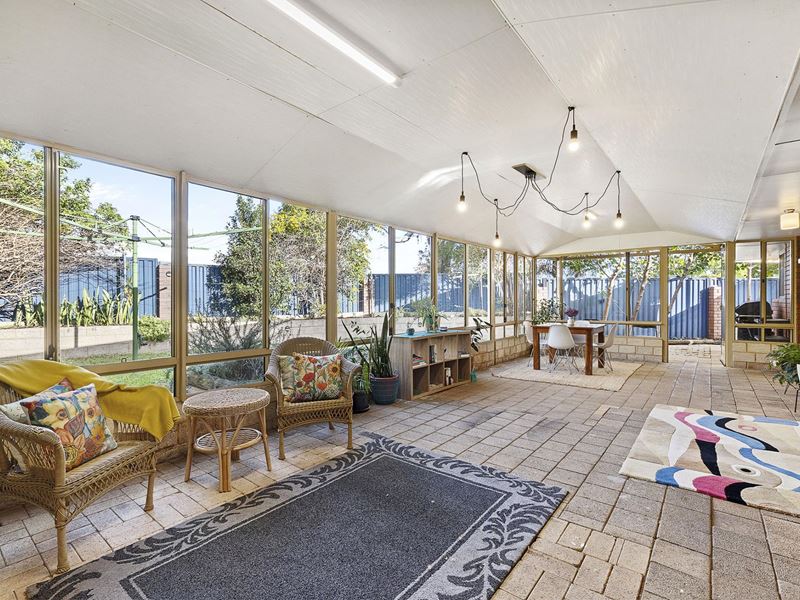 1/94 Wendouree Road, Wilson