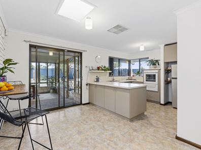 1/94 Wendouree Road, Wilson WA 6107