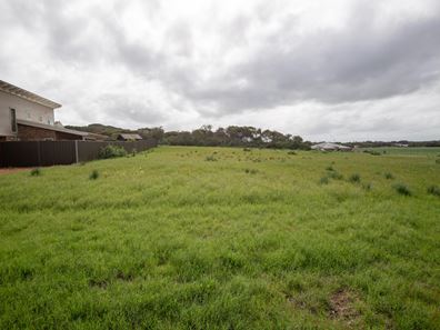 46 Premier Circle, Dongara WA 6525