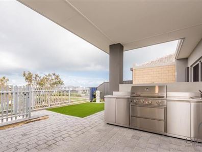 9 Faba Lane, Jindalee WA 6036