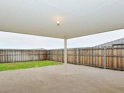 14 Pineroo Terrace, Ellenbrook WA 6069