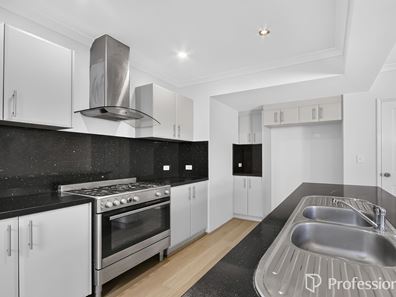 166D Hill View Terrace, Bentley WA 6102