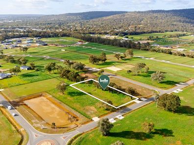 12 Danehill Street, Darling Downs WA 6122