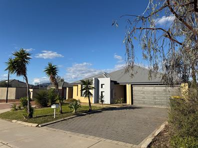 3 Brewster Circuit, Ellenbrook WA 6069