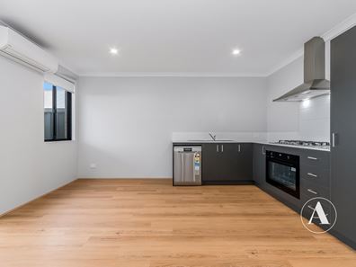 23A Magnolia Way, Lakelands WA 6180