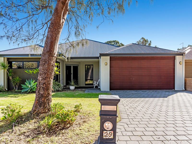 29 Bobtail Bend, Wannanup WA 6210