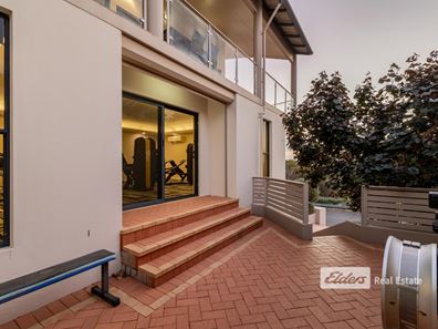 20 Winthrop Avenue, College Grove WA 6230