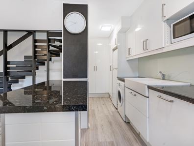 1/10 Wright Street, Perth WA 6000