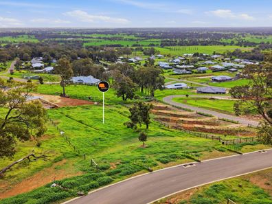 107 Livingstone Heights, Roelands WA 6226