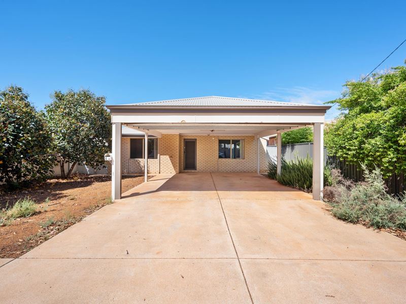 4A Parsons Street, West Lamington WA 6430