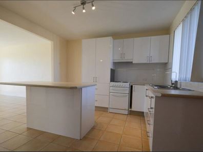3/24 Halls Head Parade, Halls Head WA 6210