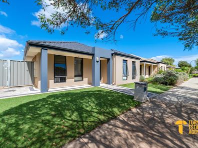 14 Beauchamp Loop, Wellard WA 6170