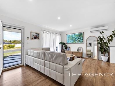 1 Penguin Close, Heathridge WA 6027