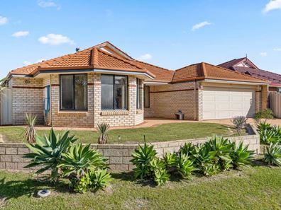 11 Barmouth Loop, Butler WA 6036