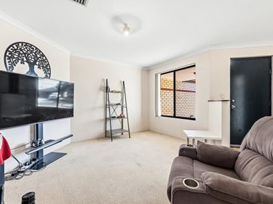 11 Barmouth Loop, Butler WA 6036
