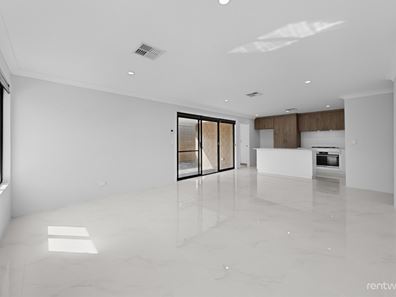 2/20 Wellaton St, Midvale WA 6056
