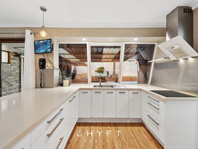 52 Treetop Avenue, Edgewater WA 6027