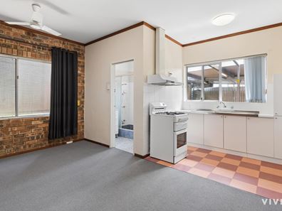 37 Frederick Rd, Hamilton Hill WA 6163