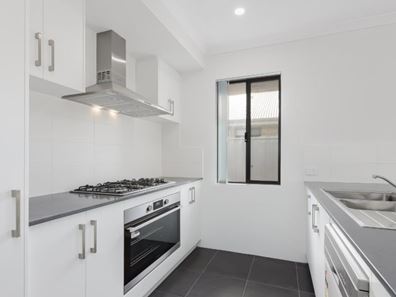 4 Alfa Way, Two Rocks WA 6037