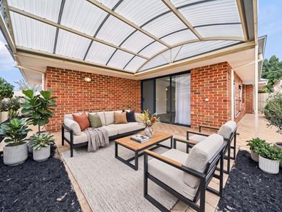 123 Kingsway, Madeley WA 6065