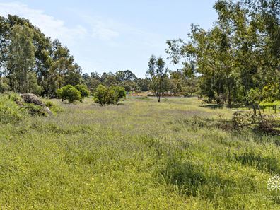 300 Victor Road, Darlington WA 6070