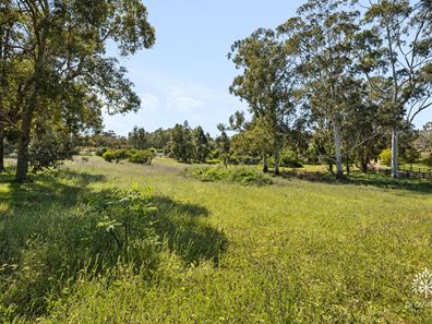 300 Victor Road, Darlington WA 6070