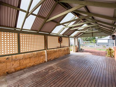 9 Langridge Pl, West Busselton WA 6280