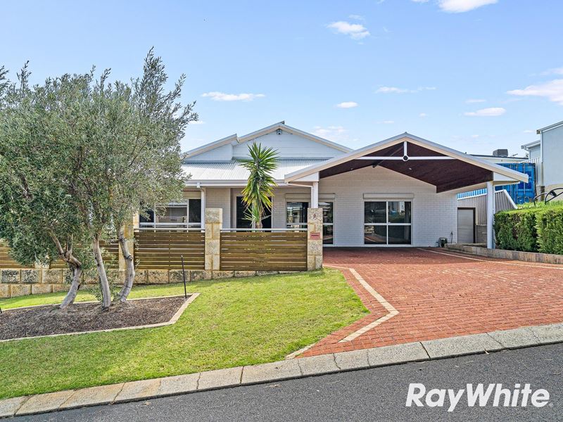 9 Bomaria Mews, Halls Head WA 6210