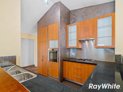 9 Bomaria Mews, Halls Head WA 6210